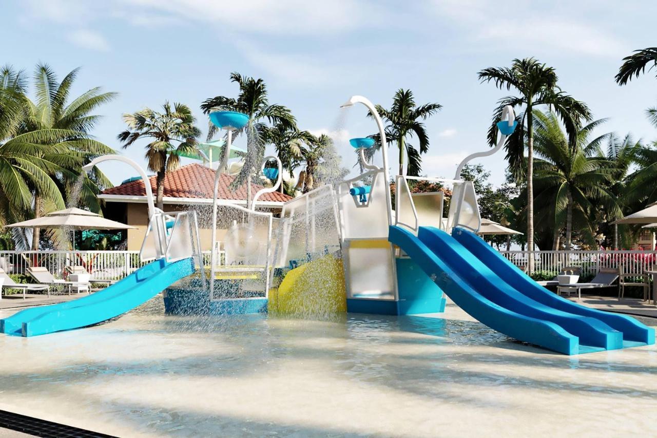 The Ritz-Carlton Naples, Tiburon Hotel Exterior photo