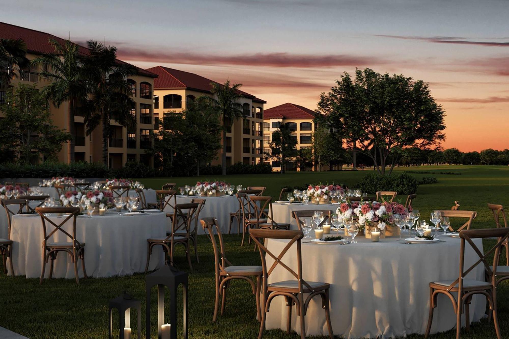 The Ritz-Carlton Naples, Tiburon Hotel Exterior photo